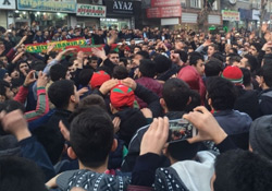 Amedspor'un Bursaspor galibiyeti sonrası Diyarbakır'da büyük coşku