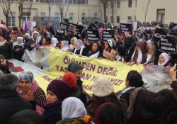 Kadınlar barış için Diyarbakır’da