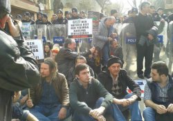 Ankara'da Artvin protestosuna müdahale: 11 gözaltı