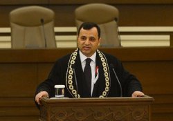 Arslan: Anayasa Mahkemesi kararları herkesi bağlar