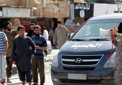 '200 IŞİD militanı, örgüte karşı ayaklanan Rakka halkının safına geçti'