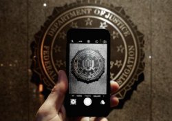 Apple: FBI telefon kameraları ve mikrofonlarını kontrol edebilir