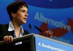 Almanya'da Merkel oy kaybetti, göçmen karşıtı AfD güçlendi