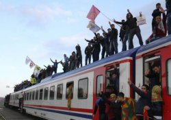 Yolcu trenine Newroz iptali!