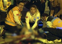 Ankara’da otomobil yayalara çarptı: 2 ağır yaralı