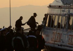 Yunanistan'dan Türkiye'ye göçmen iadeleri yeniden başladı