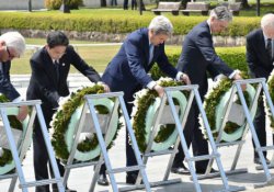 ABD, Hiroşima anma törenine Kerry'le katıldı