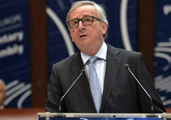 Juncker: Türkiye vizesiz seyahat için tüm kriterleri yerine getirmeli
