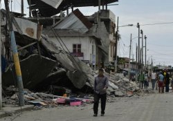 Ekvador: Depremin ardından zamanla yarış