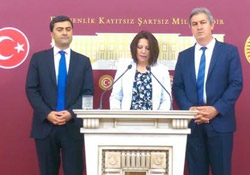 HDP'li vekiller Yüksekova'daki yasağın sürmesine tepki gösterdi