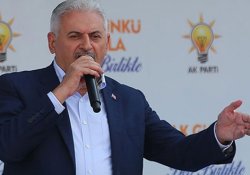 Başbakan Yıldırım: Seçtiğiniz belediye başkanı teröre destek verdi