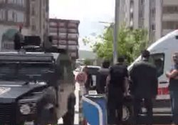 Van’da zırhlı araca bombalı saldırı: 2 polis hayatını kaybetti