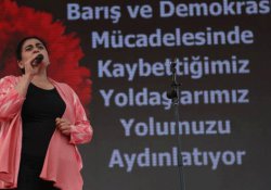 Tuncel, yıkıma uğrayan ilçeler için İstanbul’dan çağrı yaptı