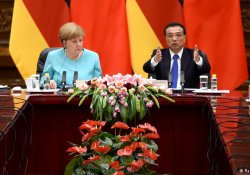 Merkel'in Çin temasları sürüyor