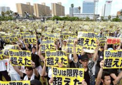 Okinawa'da 'ABD askeri istemiyoruz' protestosu
