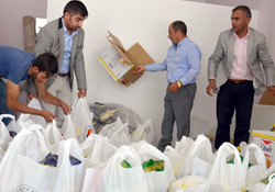 Yüksekova’da 3 bin gıda paketi dağıtıldı