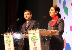 HDP: Vedat Türkali yeri doldurulamaz bir kayıp