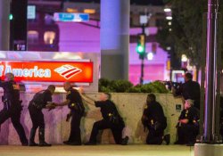 Dallas'ta beş polis memuru öldürüldü