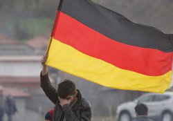 Almanya'nın ilk uyum yasası Federal Meclis'ten geçti