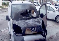 Ankara'da 6 araç ateşe verildi