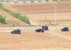 Diyarbakır'da polis kontrol noktasına saldırı