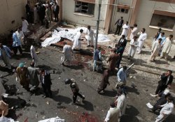 Pakistan’da hastane önünde patlama: Onlarca kişi hayatını kaybetti