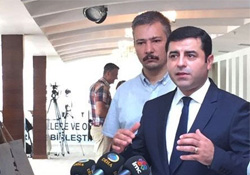 Demirtaş: HDP binasına gangster gibi giremezsiniz
