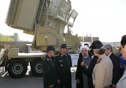 İran, hava savunma sistemlerini tanıttı