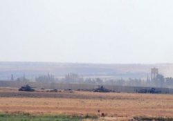 Tanklar, Elbeyli'den de Suriye'ye girdi