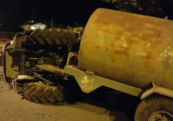 Sulama traktörü devrildi: 1 yaralı
