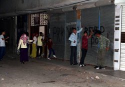 Diyarbakırlılar kayyumu gürültülü eylemle protesto etti