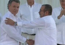 Kolombiya'da 52 yıllık savaşı resmen bitiren anlaşma imzalandı