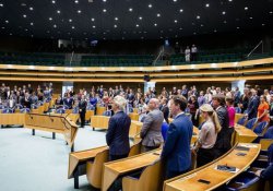 Hollanda Meclisi: Türkiye'ye AB yardımları dondurulsun