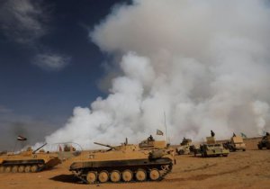 IŞİD'in yaktığı tesisin zehirli dumanı ABD üssüne ulaştı