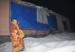 Yüksekova'da yıkılan evlerde yaşam savaşı