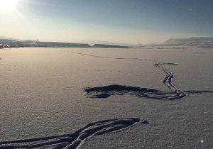 Erçek Gölü buz tuttu