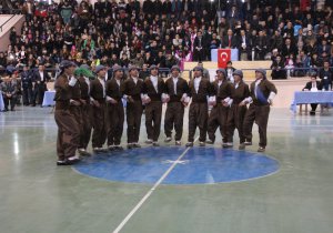 Hakkari'deki folklor yarışmasına davet