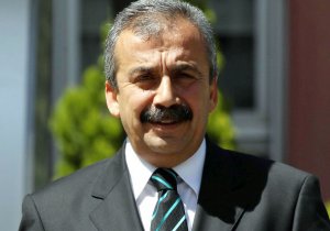 'Davutoğlu çözüm süreci nedeniyle görevden alındı'
