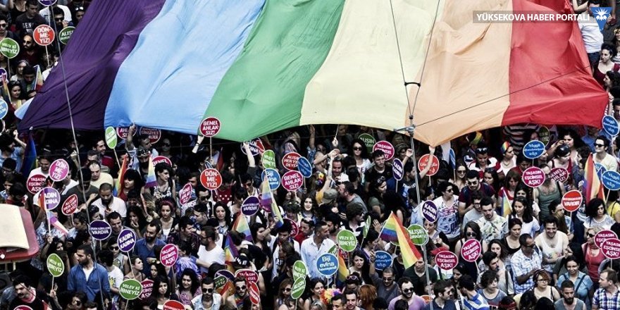 İstanbul Valiliği 'Onur Yürüyüşü'nü yasakladı