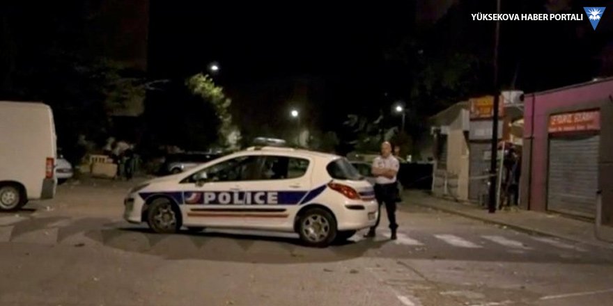 Fransa'da cami yakınında saldırı