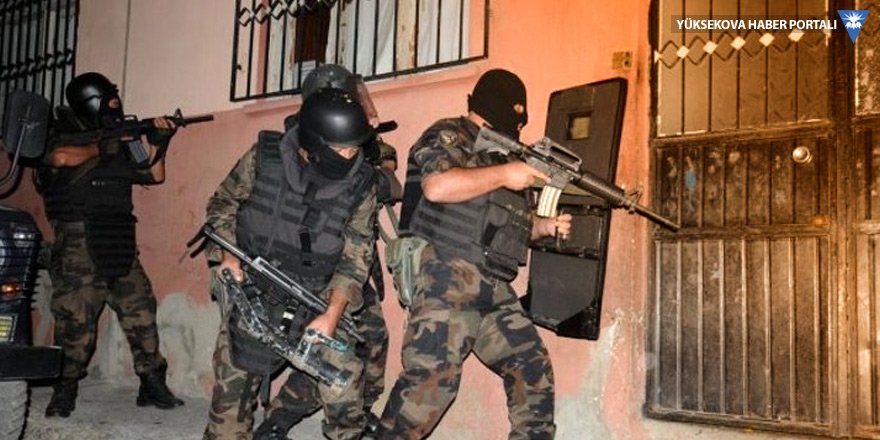 İstanbul'da 24 kişiye gözaltı