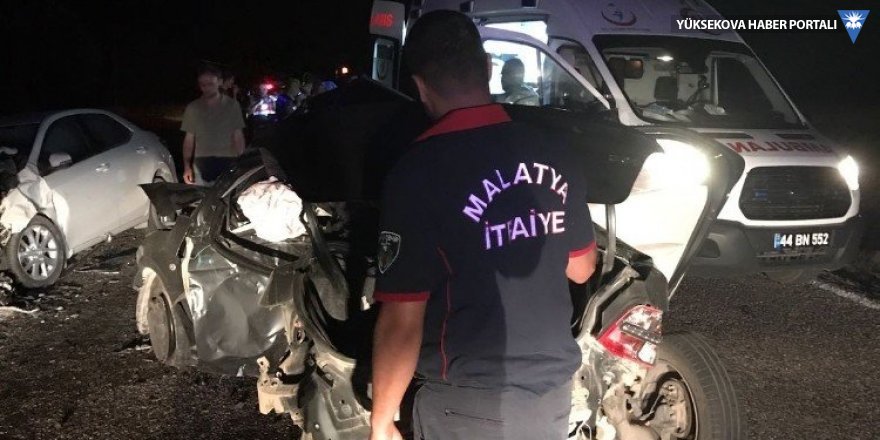 Malatya’da zincirleme kaza: 2 ölü 4 yaralı