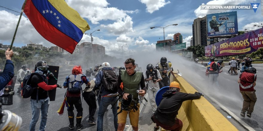 BM: Venezuela'da en az 20 ölü, 350 gözaltı var