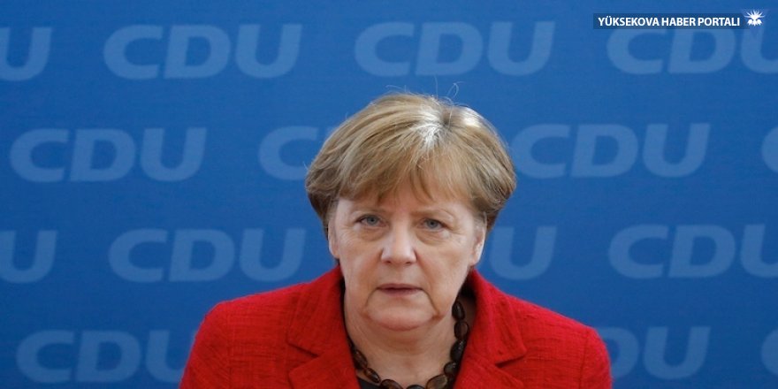 Yeşiller kazandı, Merkel kan kaybetti
