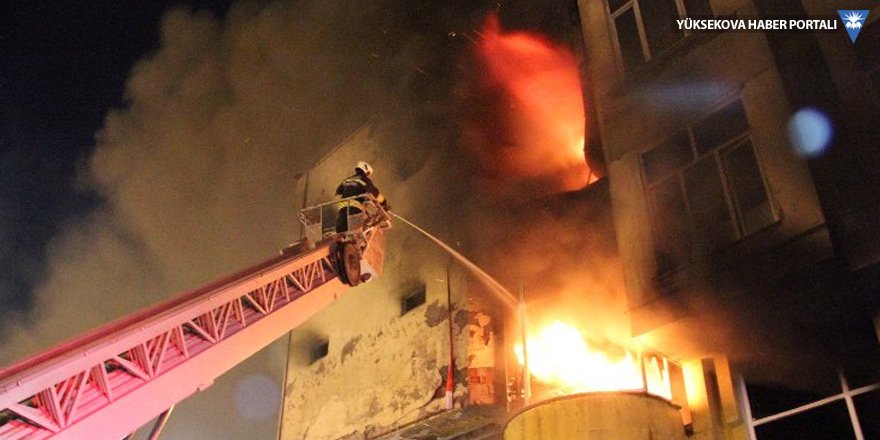 Yozgat'ta işhanında yangın