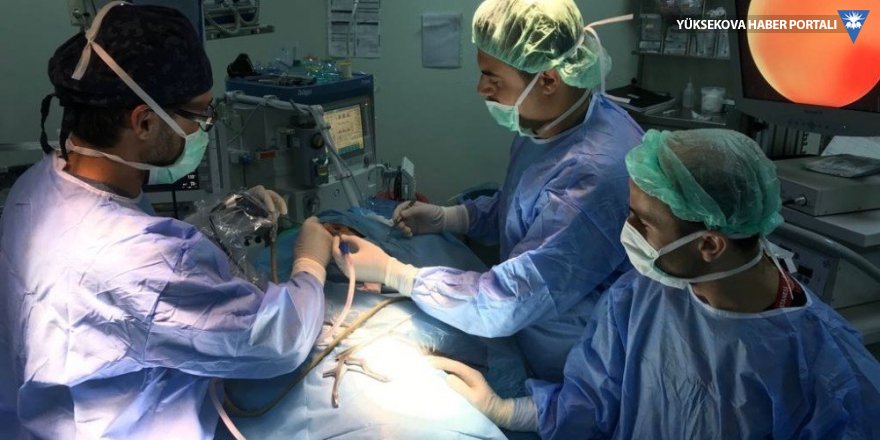 Cizre’de ilk defa kapalı gözyaşı ameliyatı yapıldı
