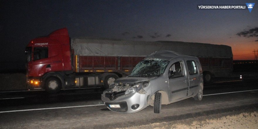 Cizre’de tır ile kamyonet çarpıştı: 5 yaralı