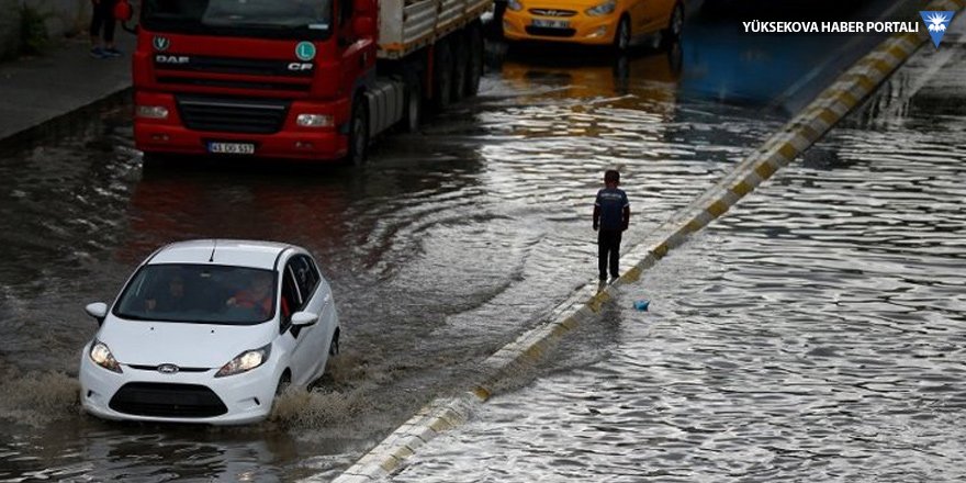 İstanbul yağışlı haftaya girdi