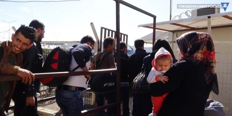 25 bin Suriyeli bayram için ülkelerine gitti
