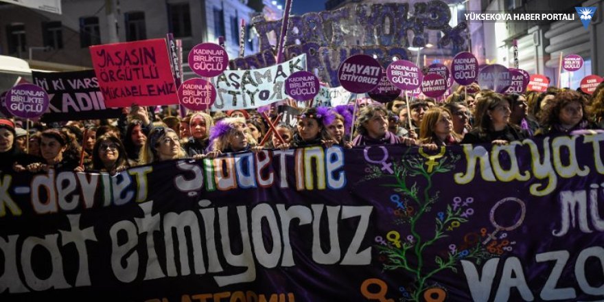 Kadına şiddet çok sayıda kentte protesto edildi